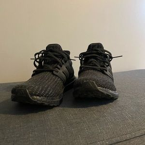 Adidas Women’s 7.5 UltraBoost 4.0
